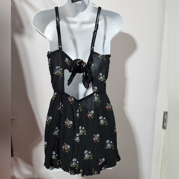 American Eagle Outfitters Romper - Picture 3 of 5